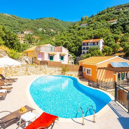 Villa Konstantinos Katávolos Extérieur photo