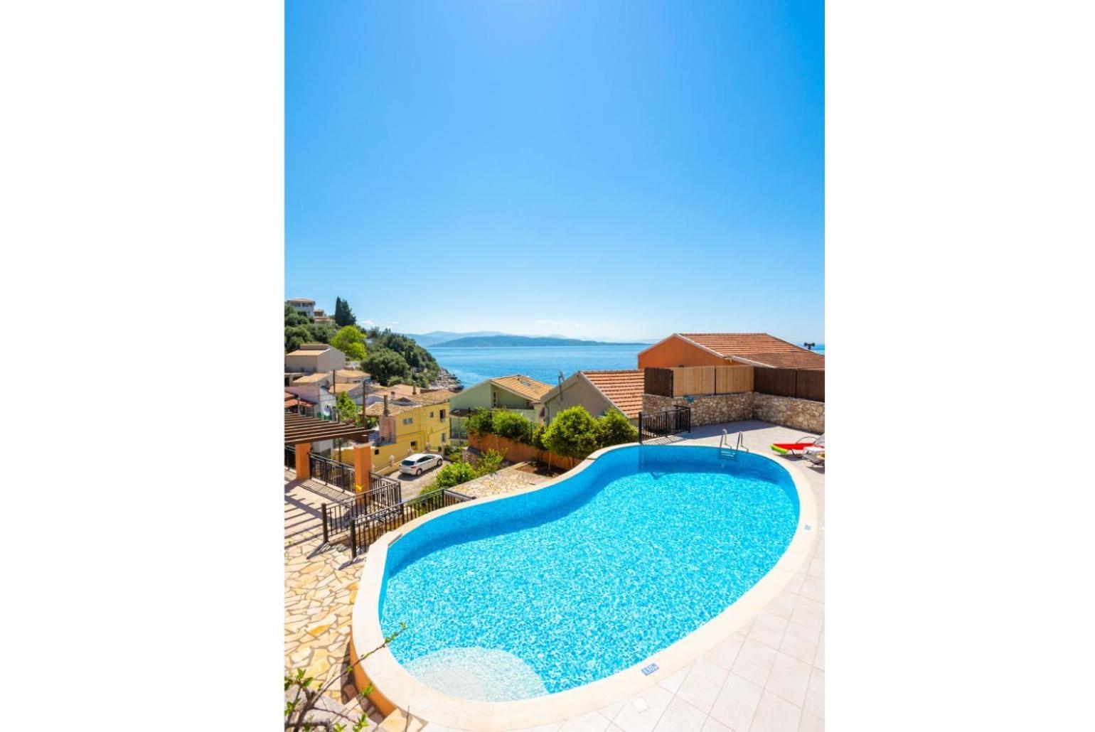 Villa Konstantinos Katávolos Extérieur photo