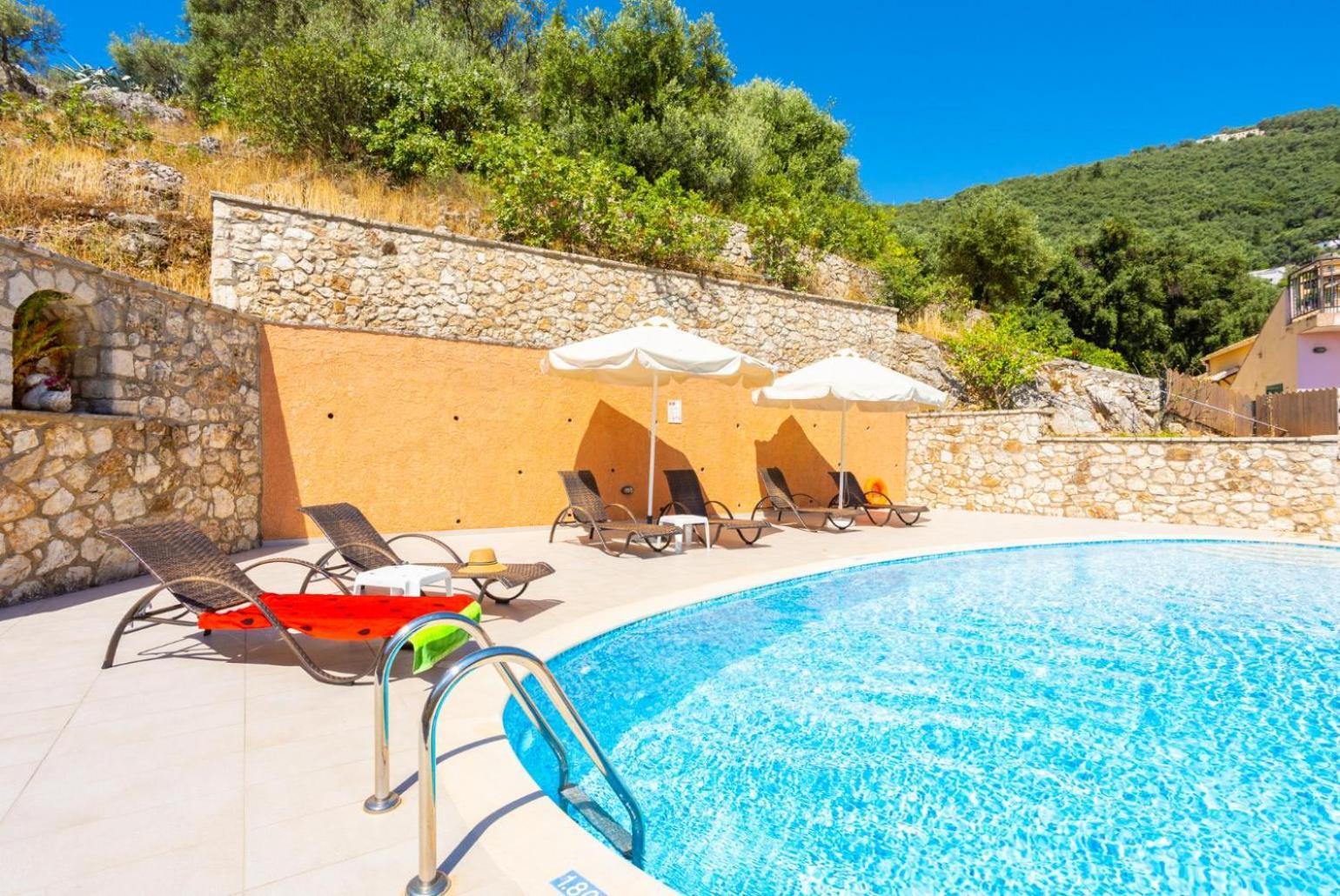 Villa Konstantinos Katávolos Extérieur photo